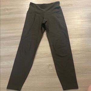 Old Navy Elevate Powersoft 7/8 Ankle Workout Leggings Olive Green small